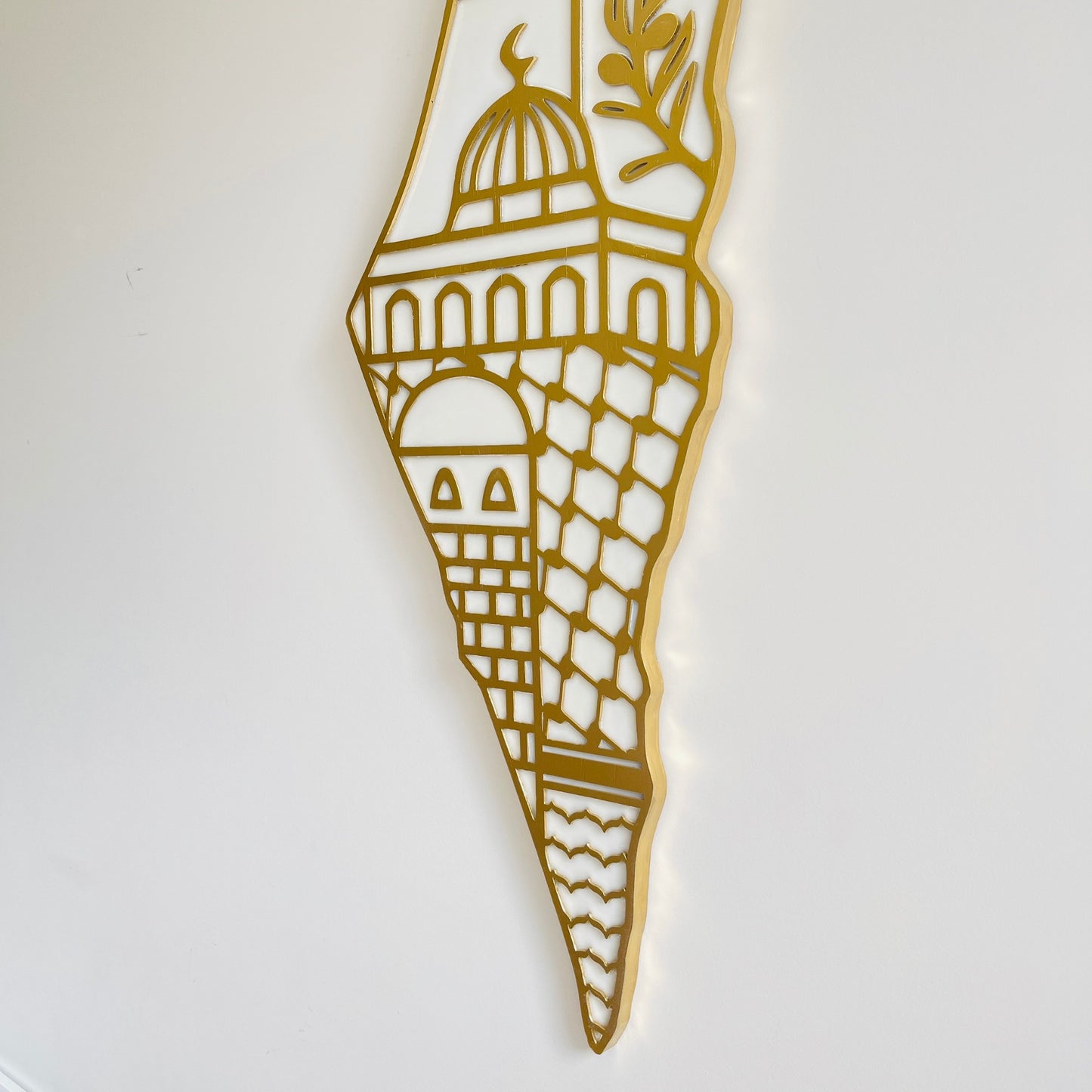 Palestine Map, Palestine Cultural Symbols - Resin Finish | Perfect Gift