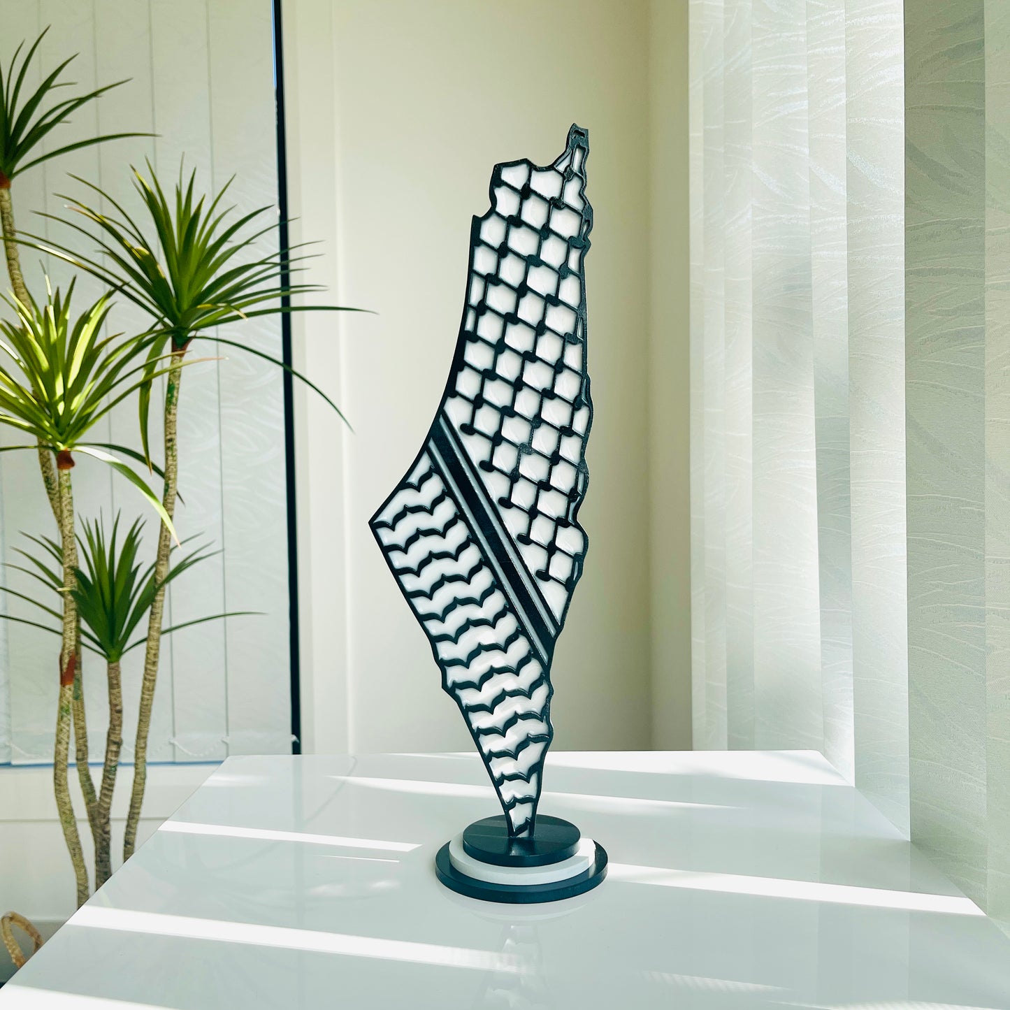 Palestine Map with Black Keffiyeh Pattern, Glossy Resin Finish